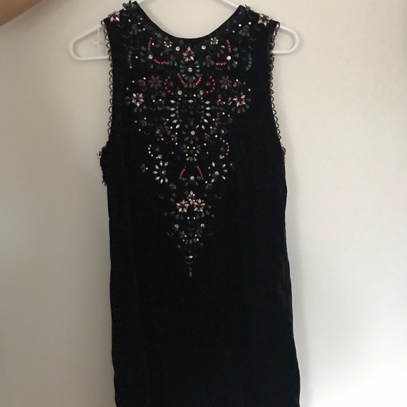 Urban Outfitters Dresses & Skirts - URBAN OUTFITTERS Ecote Velvet Mini Shift Dress